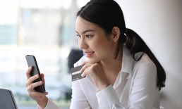 Merchants Eye Mobile Payment System Constraints